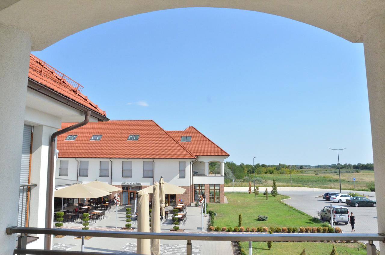Family-hotel 3* Balástya