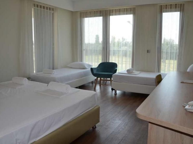 Family-hotel Balástya